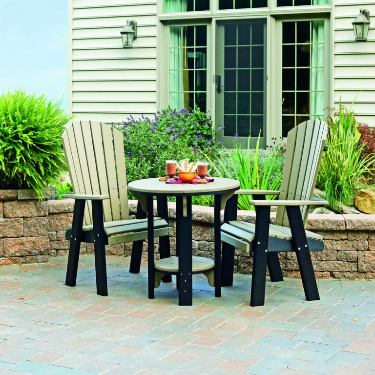 Round Table - Image 13