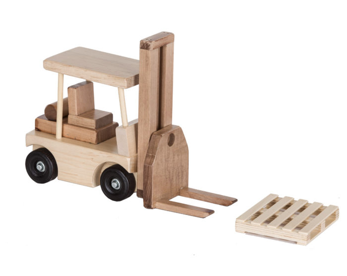 Forklift w/ 1 Pallet