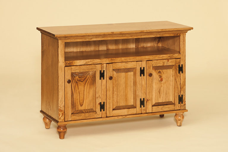 Pine TV stand with three cabinets and shelf